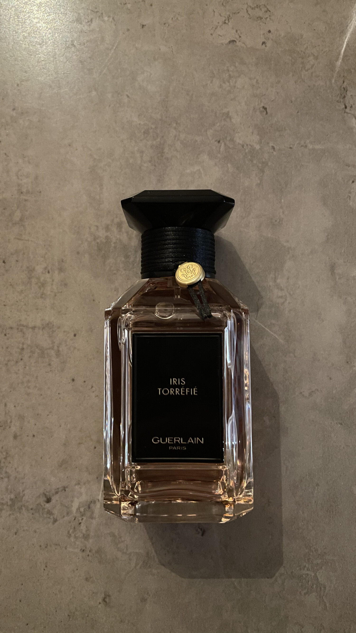 Iris Torr fi Guerlain Parfum Ein Es Parfum F r Frauen Und M nner 2020 iris-torr-fi-guerlain-parfum-ein-es-parfum-f-r-frauen-und-m-nner-2020