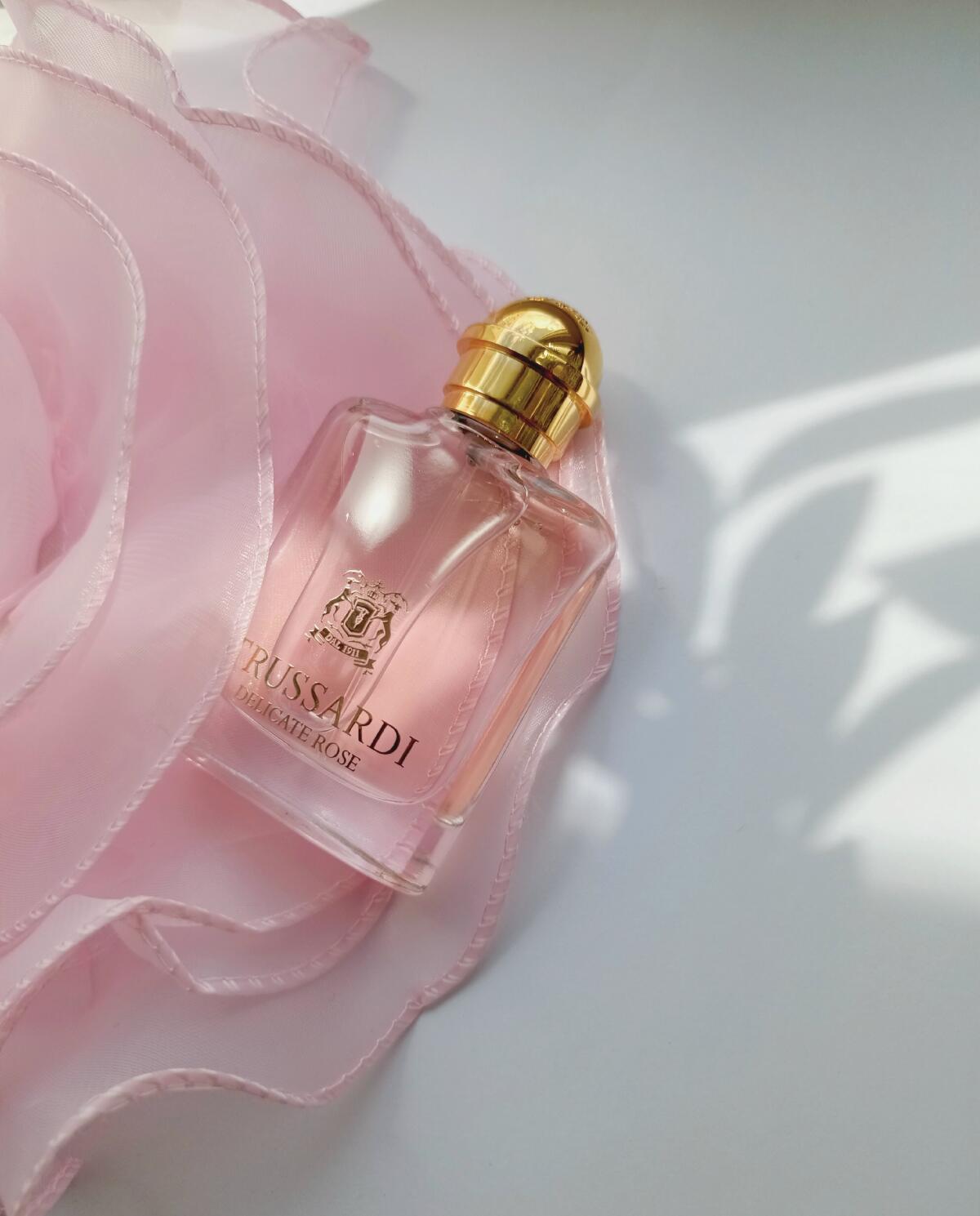Trussardi Delicate Rose Trussardi аромат — аромат для женщин 2012