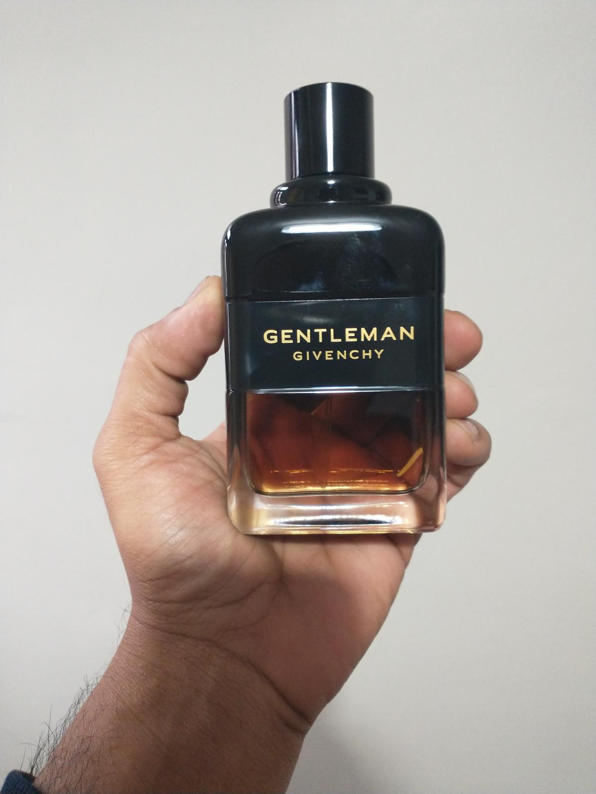 Givenchy gentleman reserve privee. Givenchy Gentleman Reserve privee Eau de Parfum. Givenchy Gentleman Reserve. Gentleman Reserve privee EDP (Tester 100 мл). Духи джентльмен для мужчин живанши Reserve privee.