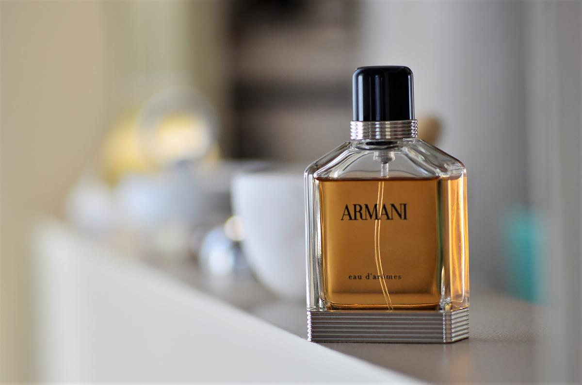 Armani Eau d’Aromes Giorgio Armani Cologne - ein es Parfum für Männer 2014