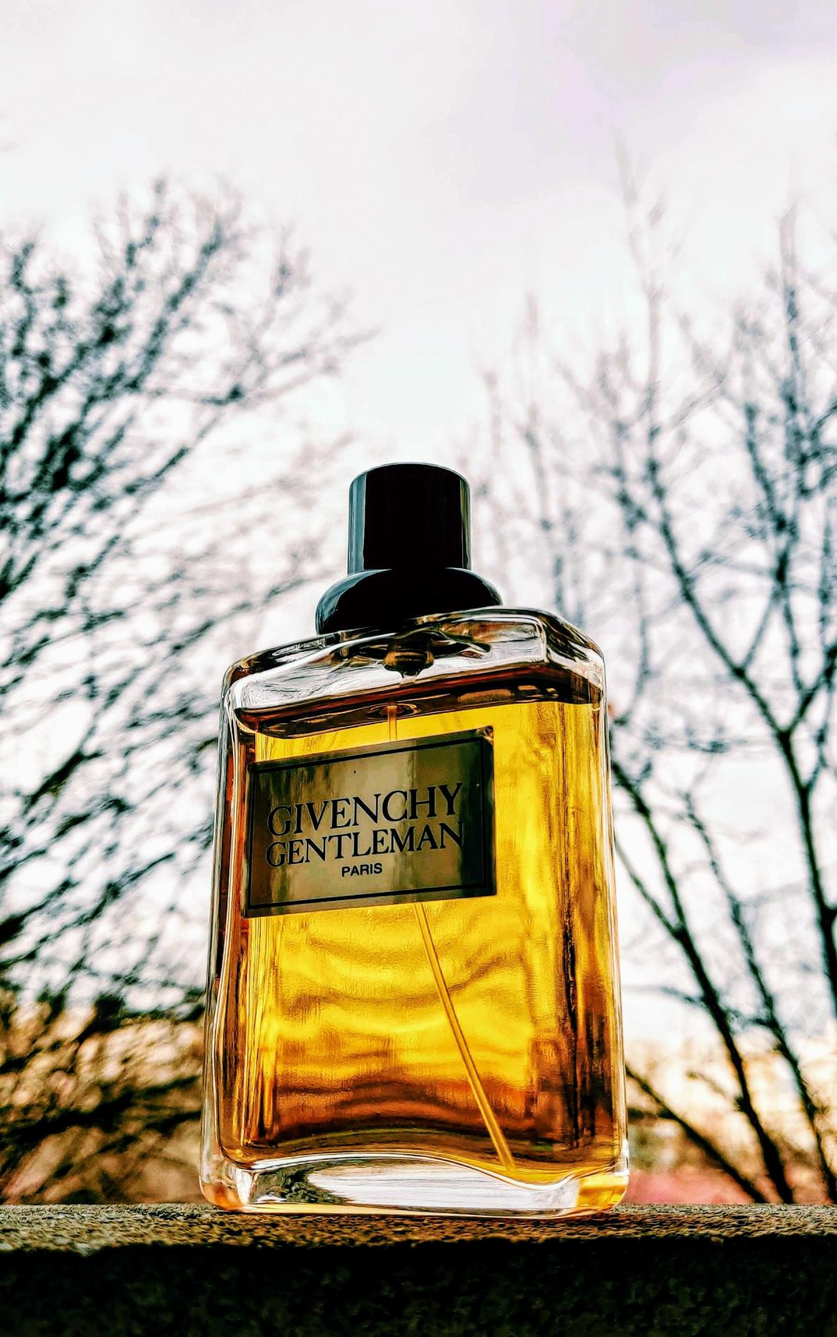 Givenchy gentleman cologne