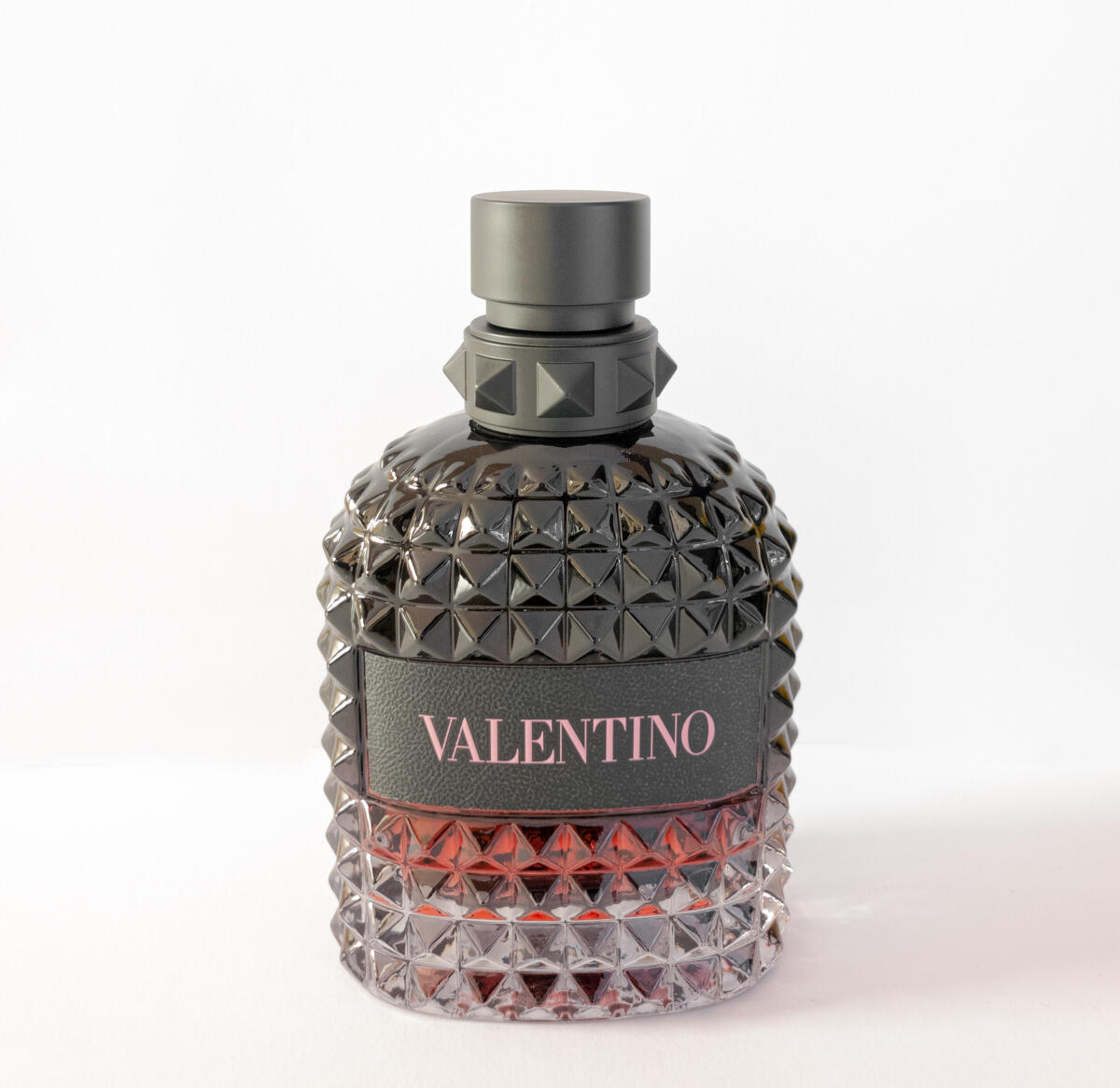 Valentino uomo born in roma intense. Valentino uomo born in roma intense. Valentino uomo born in roma intense. Валентино уомо. Valentino born in roma intense.