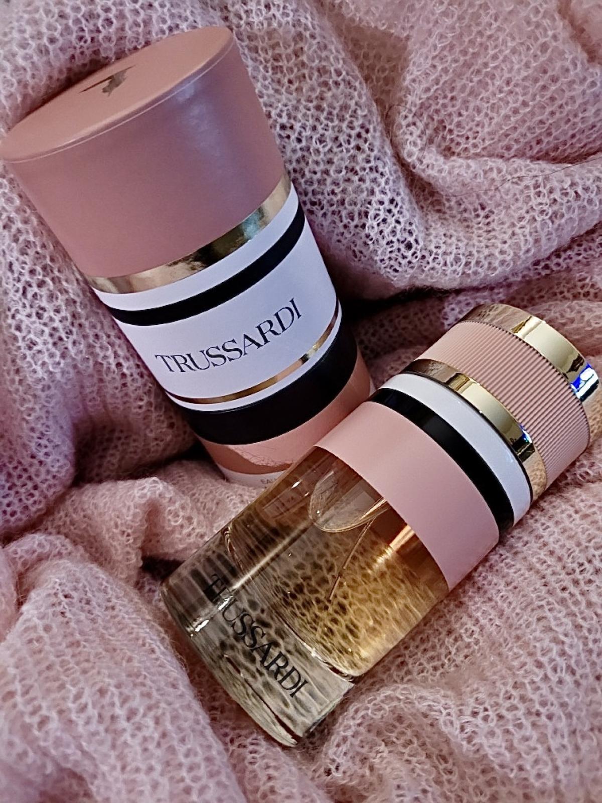 Trussardi Eau de Parfum Trussardi Parfum - ein es Parfum für Frauen 2021