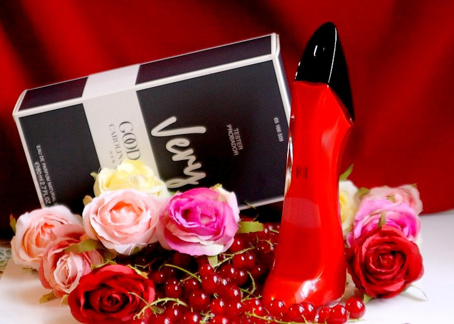 Very Good Girl Elixir Carolina Herrera www.fragrantica.it