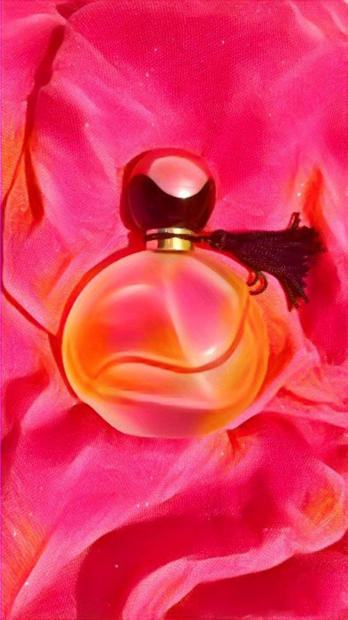 Far Away Avon аромат — аромат для женщин 1994