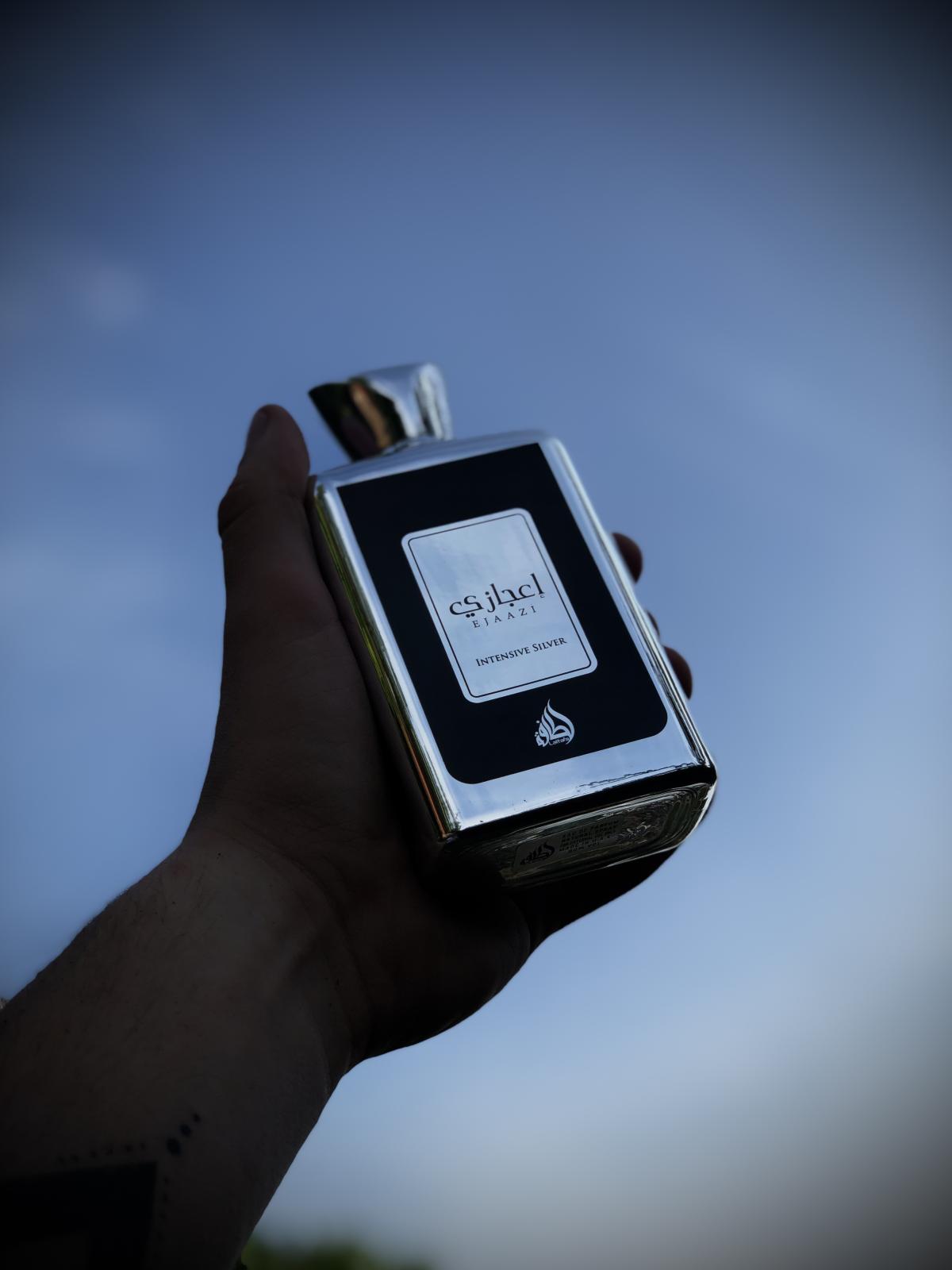 Ejaazi Intensive Silver Lattafa Perfumes - una fragranza unisex 2021