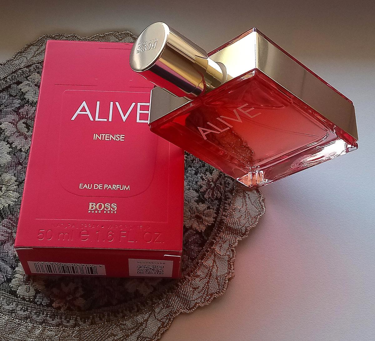 Хуго босс алив. Hugo Boss Alive intense. Духи Boss Alive женские. Boss Alive intense Hugo Boss. Хьюго босс Аливе Интенс.