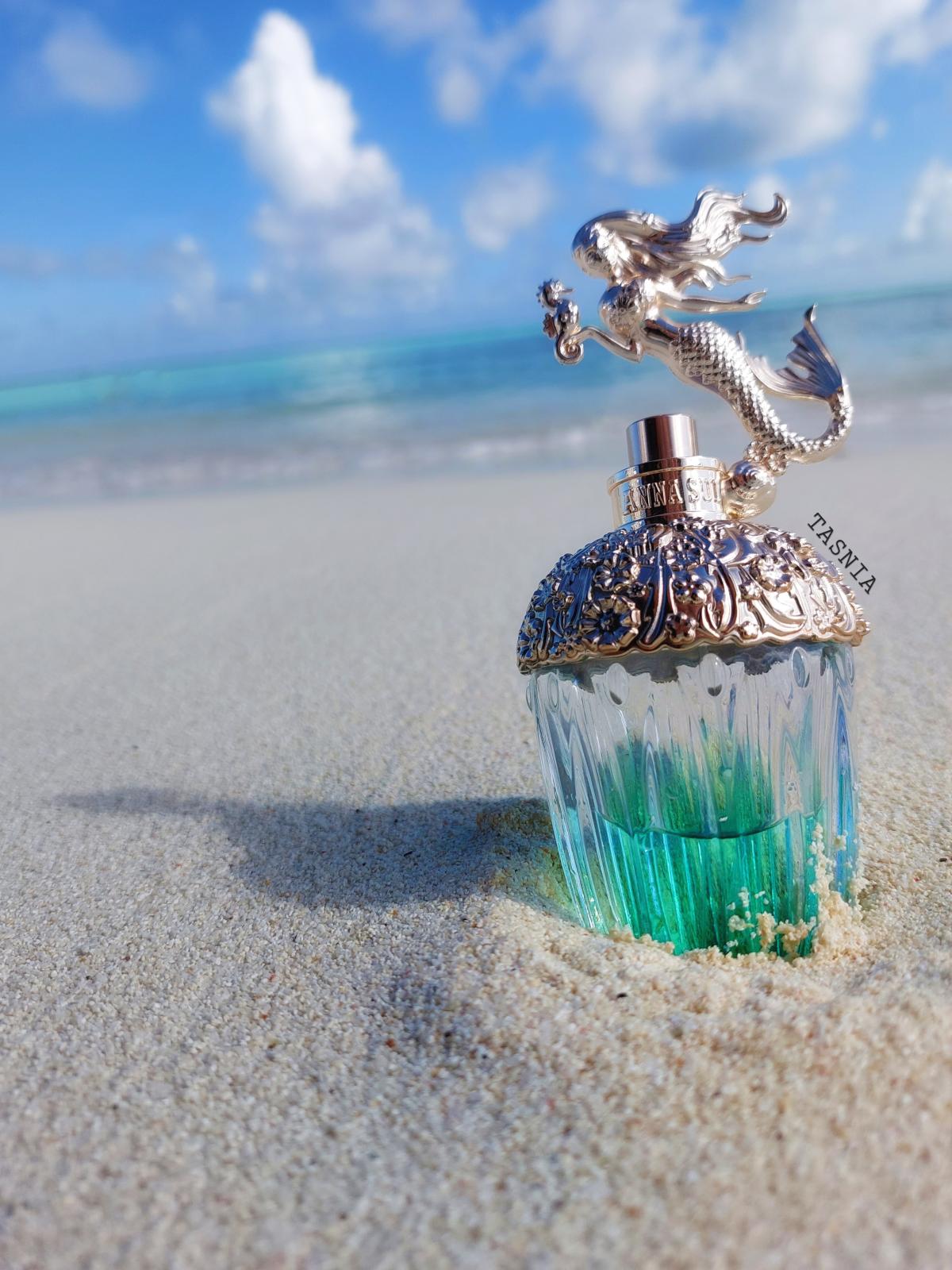 Anna sui fantasia mermaid отзывы. Anna sui Fantasia Mermaid. Fantasia Mermaid Anna sui фото. Anna sui Fantasia Mermaid описание аромата.