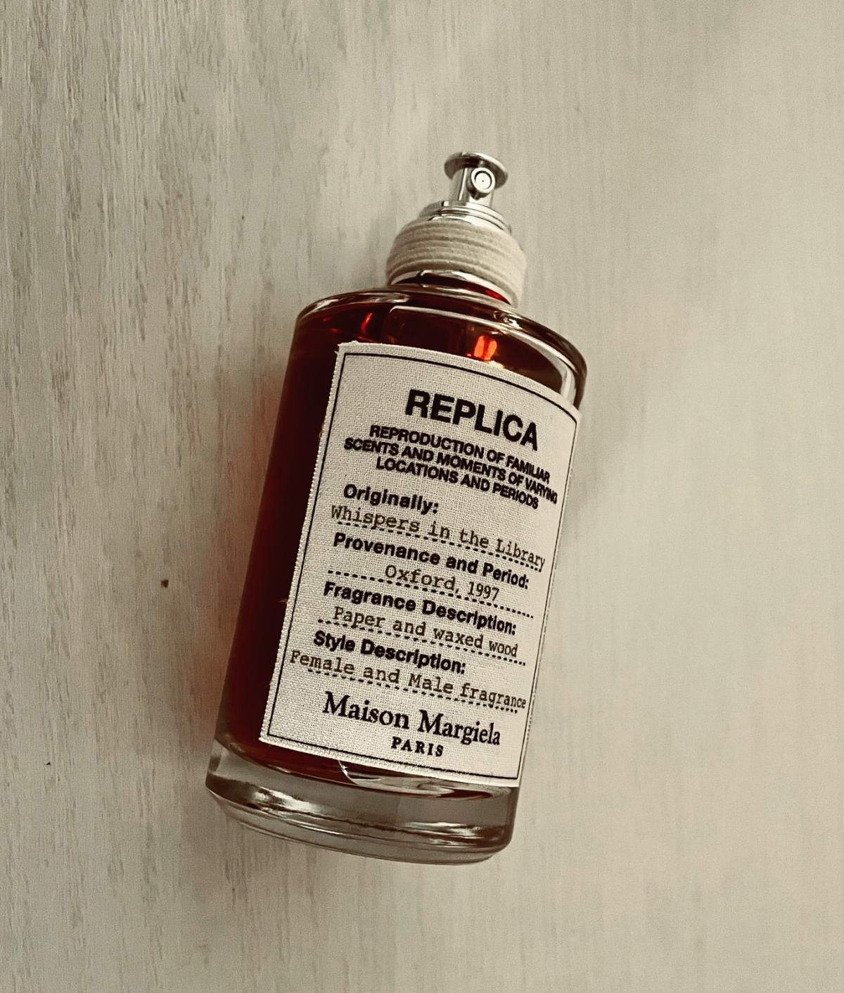 Whispers in the Library Maison Martin Margiela - una fragranza unisex 2019
