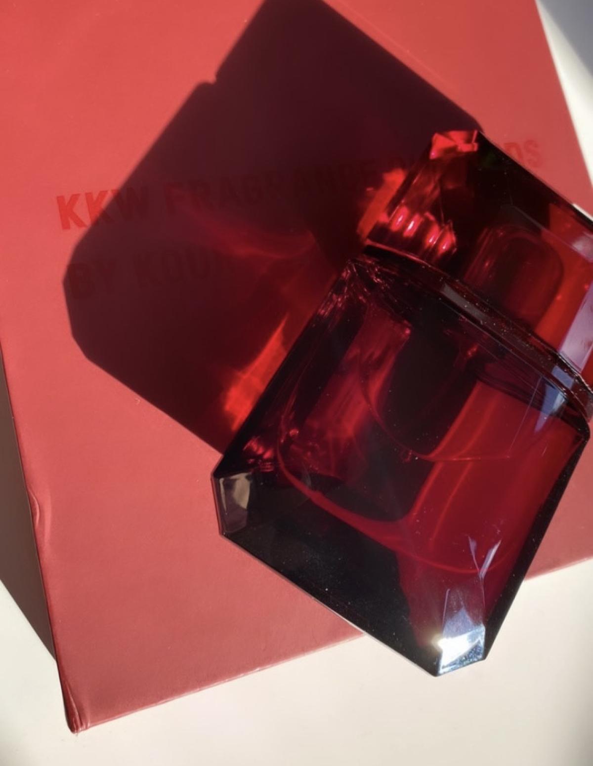 Kourtney Ruby Diamond KKW Fragrance perfume a fragrância Feminino 2020