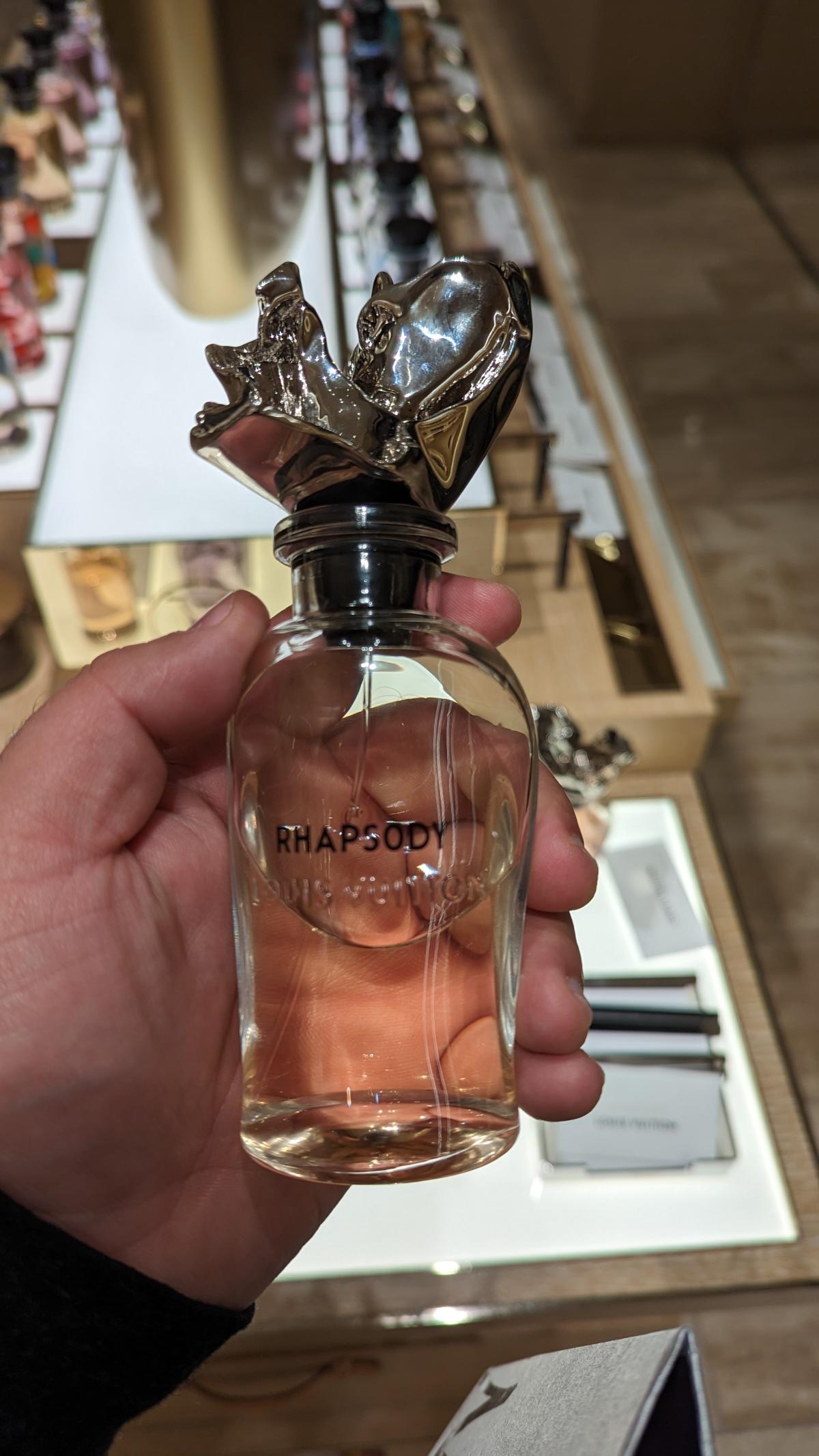 Rhapsody Louis Vuitton perfume - a fragrância Compartilhável 2021