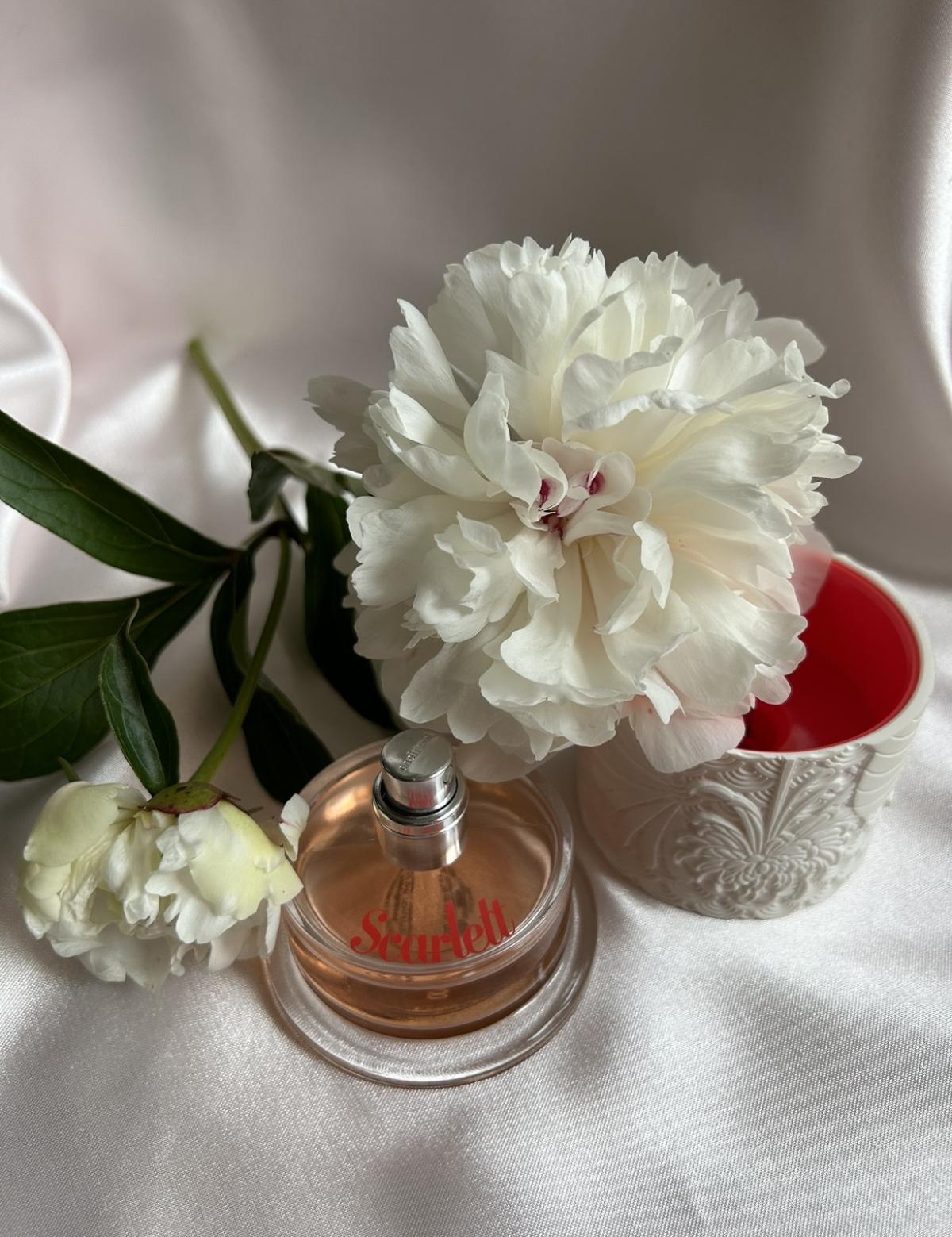 Scarlett Cacharel Parfum - ein es Parfum für Frauen 2009