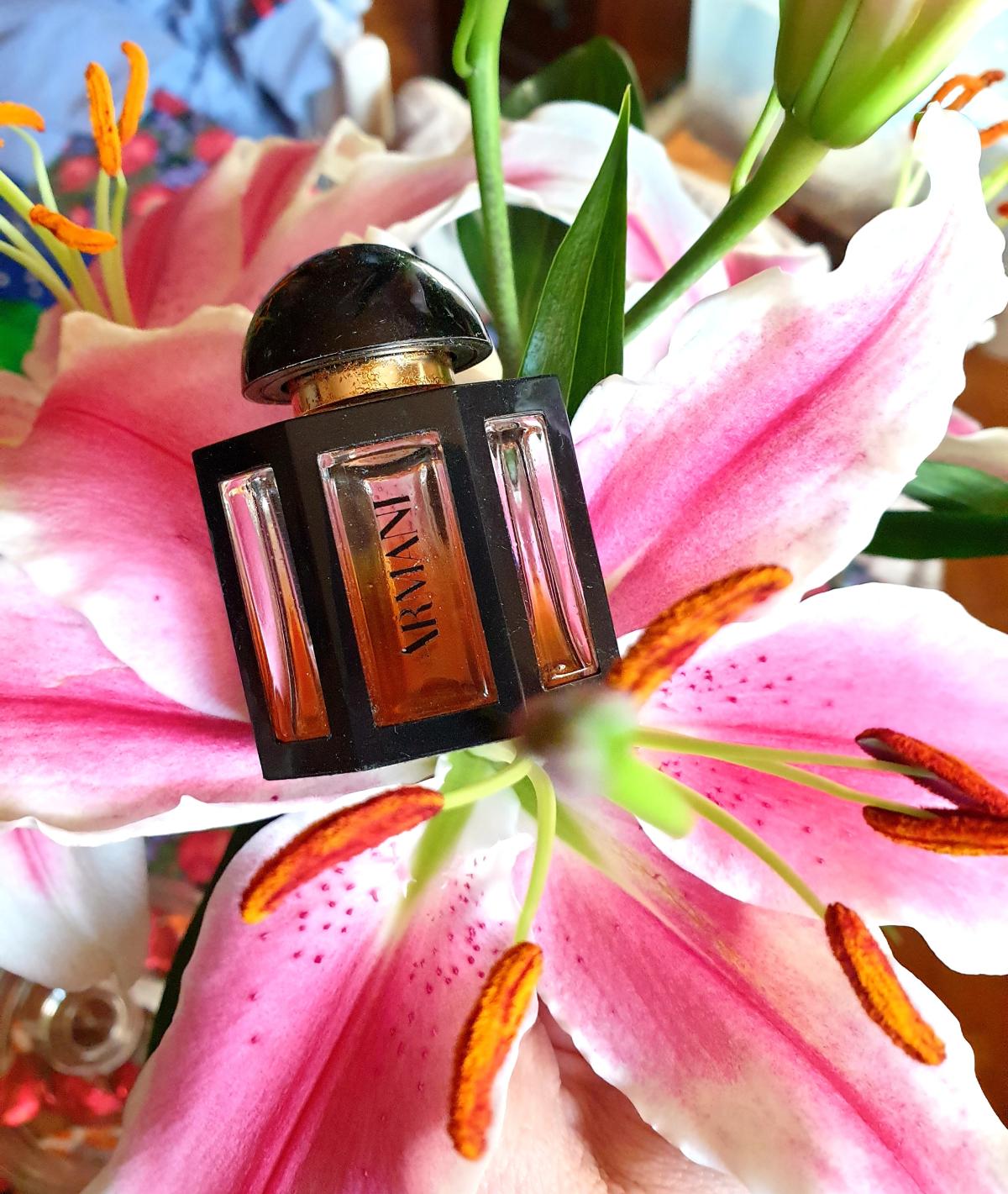 Armani Giorgio Armani Parfum - ein es Parfum für Frauen 1981