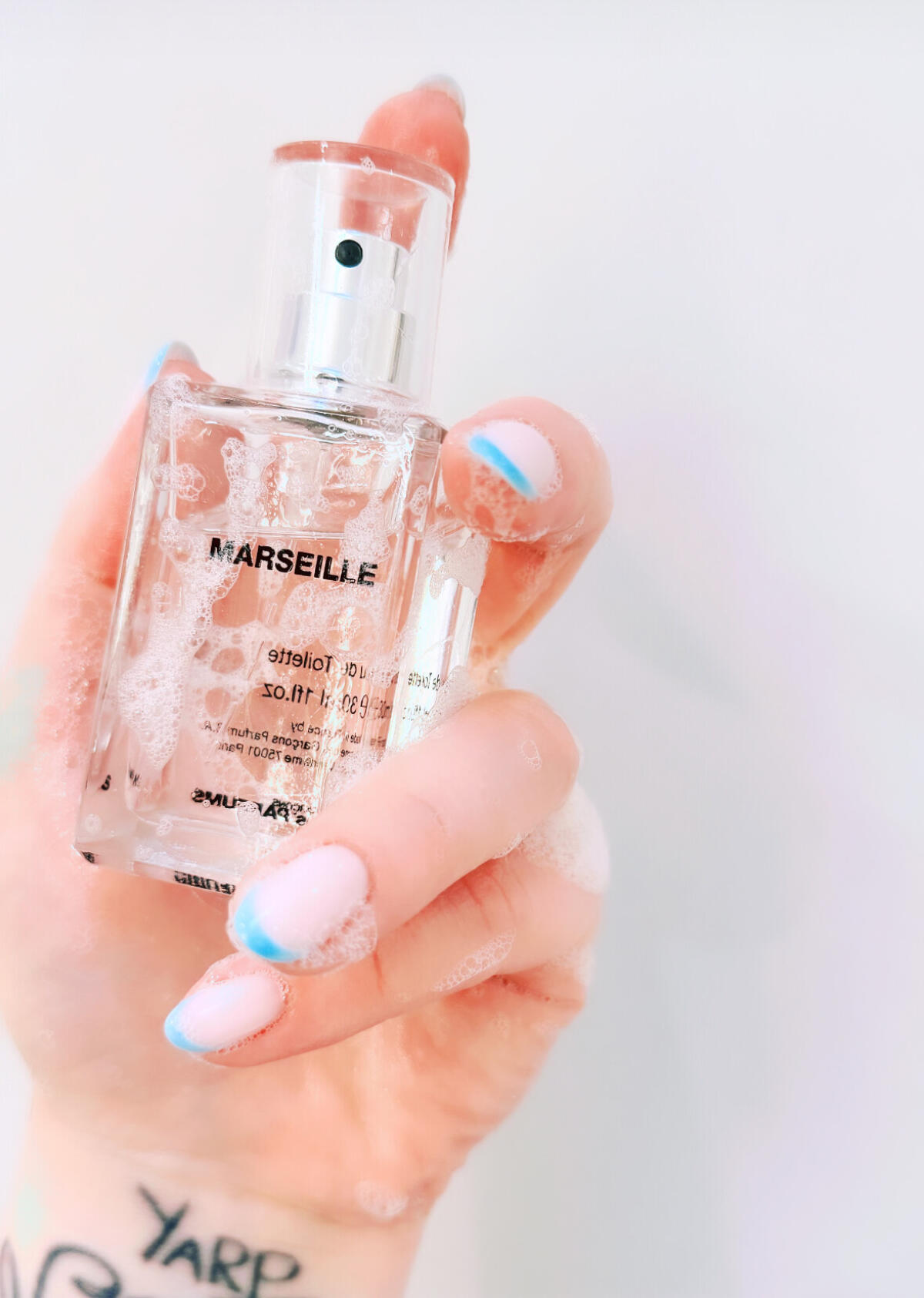 Marseille Comme des Garcons Parfum ein es Parfum für Frauen und Männer 2021