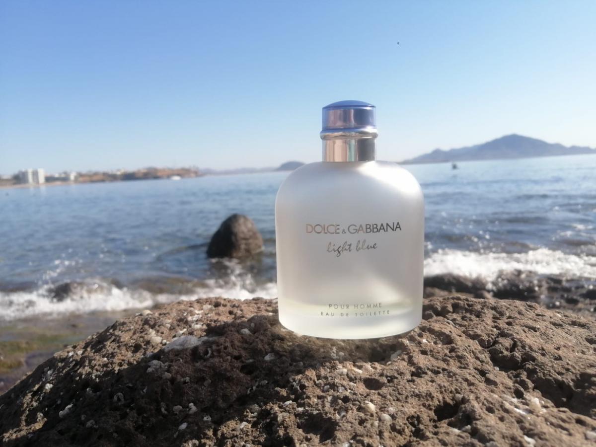 Dolce gabbana light blue sun. Dolce & Gabbana Light Blue discover Vulcano pour homme. Dolce & Gabbana Light Blue discover Vulcano картинки.