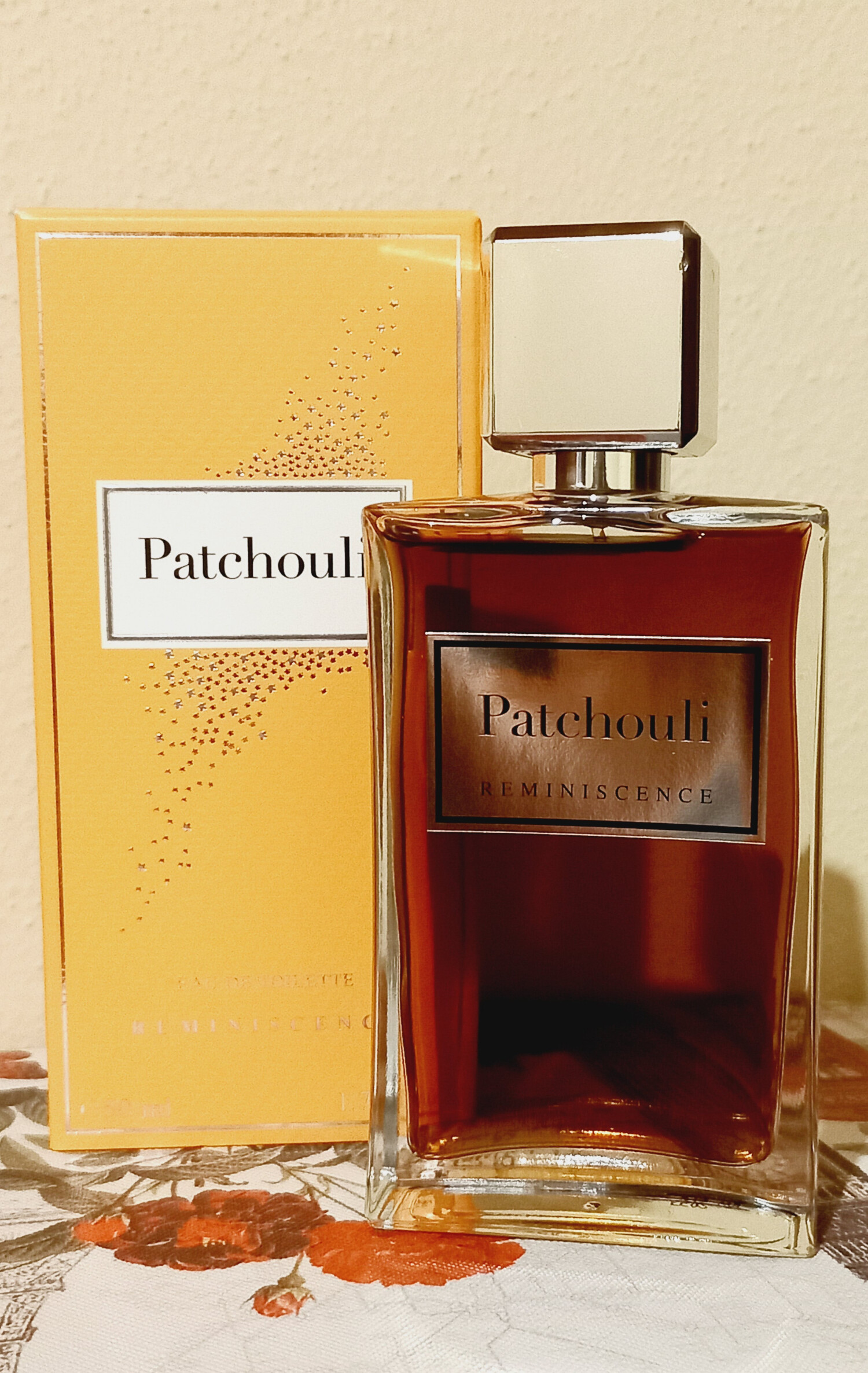 Patchouli Reminiscence - una fragranza da donna 1970