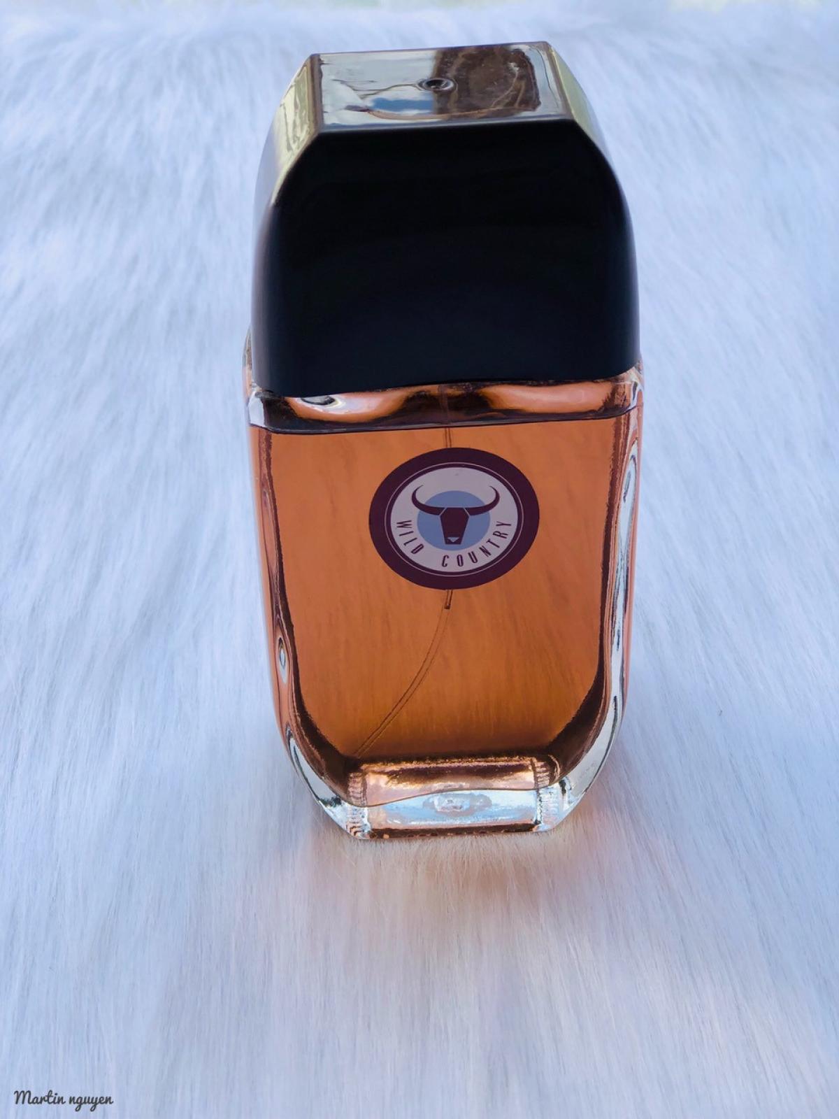 Wild Country Avon Cologne - ein es Parfum für Männer 1967
