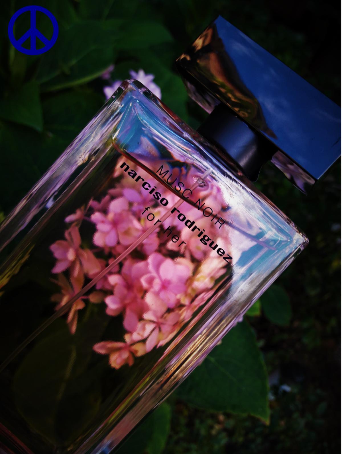 Musc Noir For Her Narciso Rodriguez аромат — аромат для женщин 2021