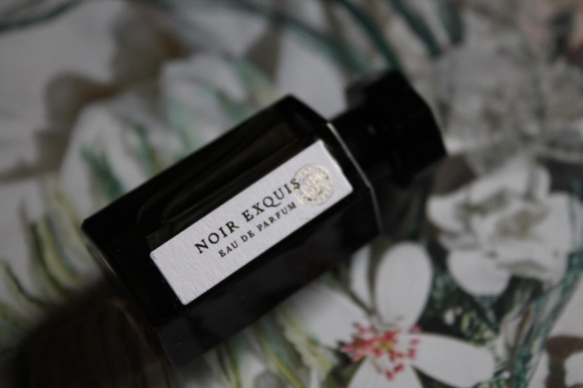 Noir Exquis L'Artisan Parfumeur una fragranza unisex 2015