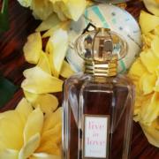 live in love paris perfume