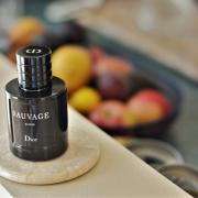 Sauvage Elixir Dior - una novità fragranza da uomo 2021