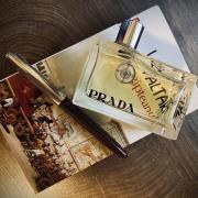 Prada Prada perfume - a fragrância Feminino 2004