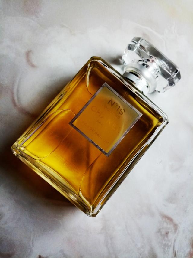 vainilladulce-chanel-n-19-poudre-155078
